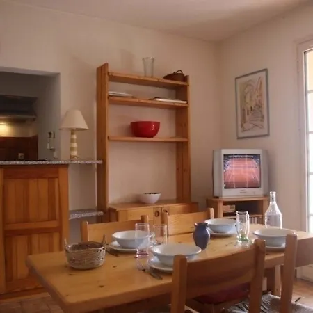 Agay Plage Appartement *